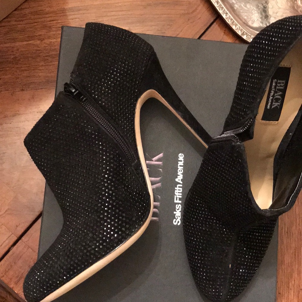 Saks Fifth Avenue Black booties NEW Leather!